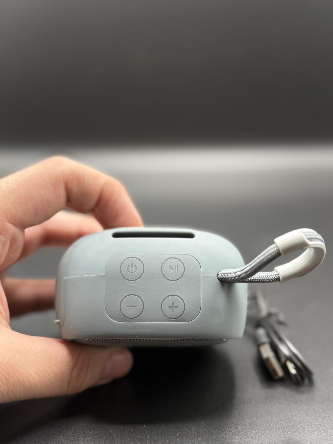 Mini portable speaker with super bass